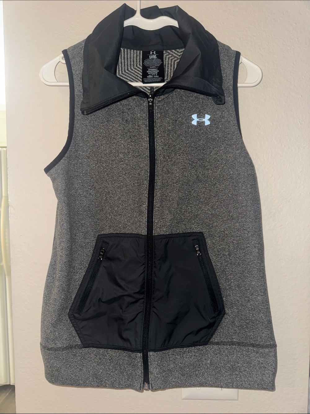 Under Armour Grey & Black Sleeveless Zip-Up Vest